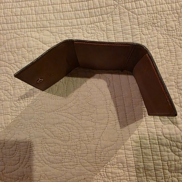 Louis Vuitton Credit Card Case - Picture 11 of 12